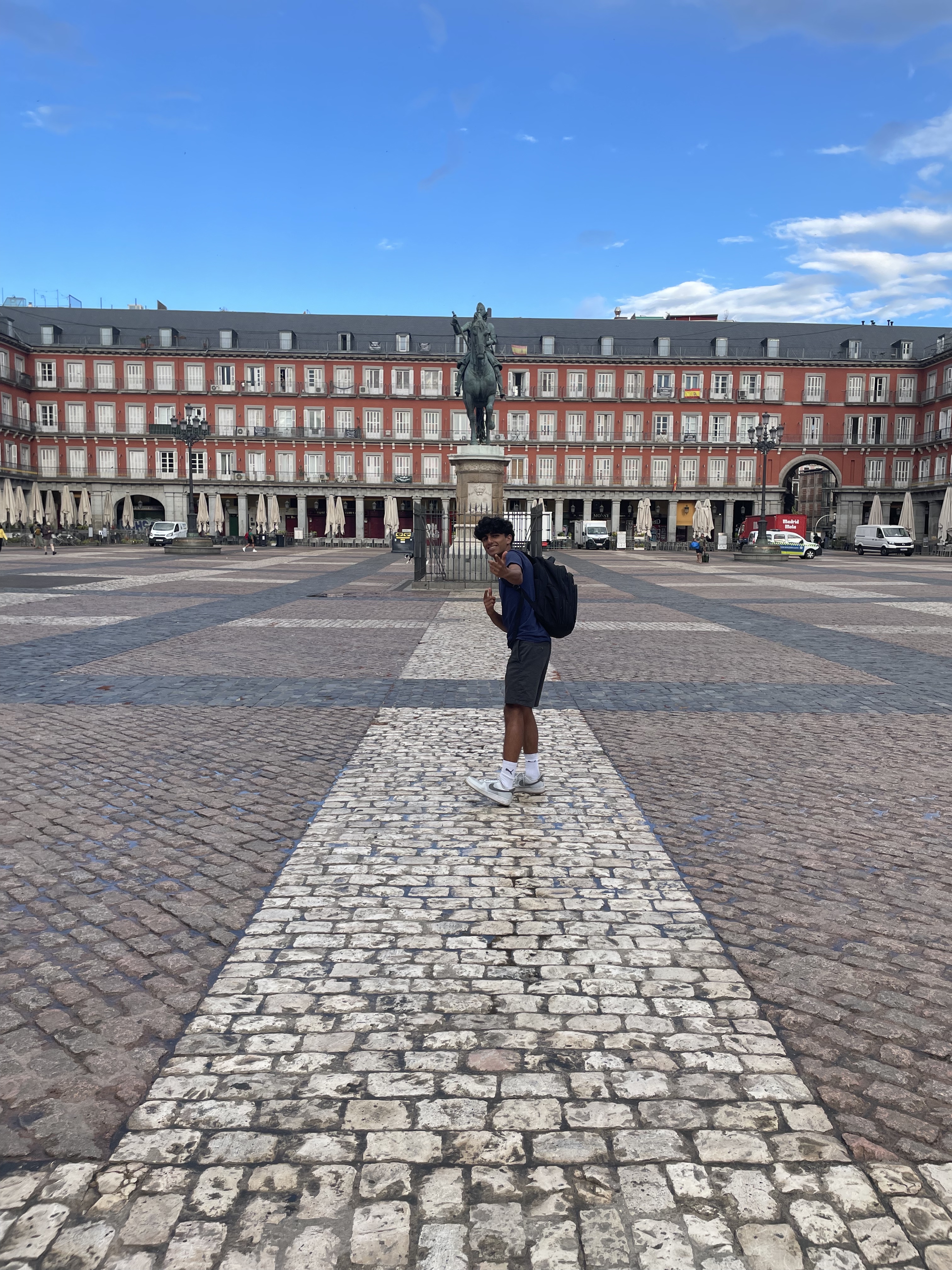 Image of Aarish standing in central madrid